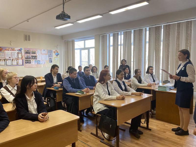 Урок Мужества, посвященный Дню памяти строителей Сурского и Казанского оборонительных рубежей, для обучающихся 9-х классов.