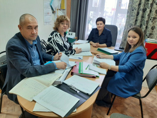 Проведена проверка соблюдения трудового законодательства в образовательных учреждениях Батыревского района