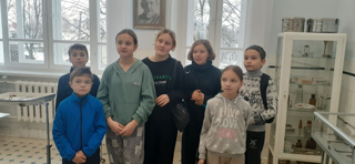 Учащиеся 5 класса посетили краеведческий музей г. Ядрин.