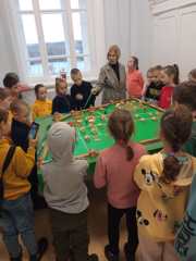 Учащиеся 2-ых классов МБОУ СОШ №2 г.Ядрин во время осенних каникул посетили художественно-краеведческий музей