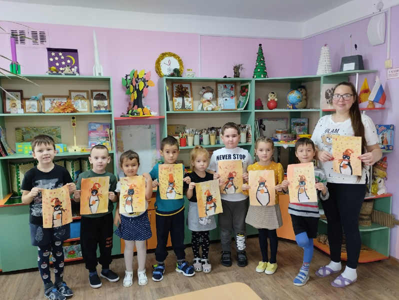 01.11.2022 в детском саду прошёл мастер-класс по рисованию "ХУДОЖНИК ЖИВЁТ В КАЖДОМ