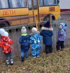 "Правила дорожные, всем нам знать положено".