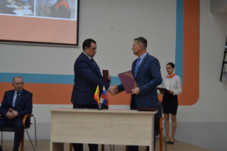 Администрация Моргаушского района и администрация МЦК-ЧЭМК Минобразования Чувашии подписали соглашение.