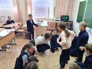 В рамках Всемирного дня отказа от курения, операции "Дети России-2022" в 1-4 классах прошла акция «Веселая переменка»