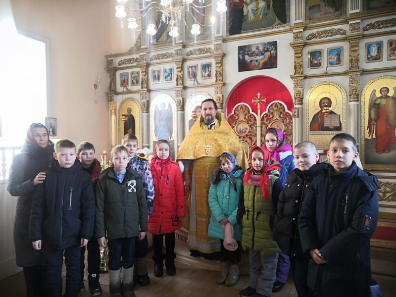 Урок основ православной культуры в Храме святителя Николая д. Арабоси