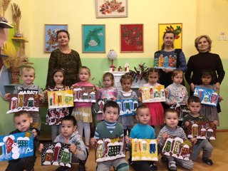 Воспитанники детского сада - участники мастер-класса по рисованию в Международный день художника