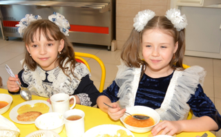 "Лучшая школьная столовая-2022" делится опытом по организации школьного питания