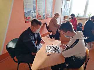 Школьный шашечный  турнир