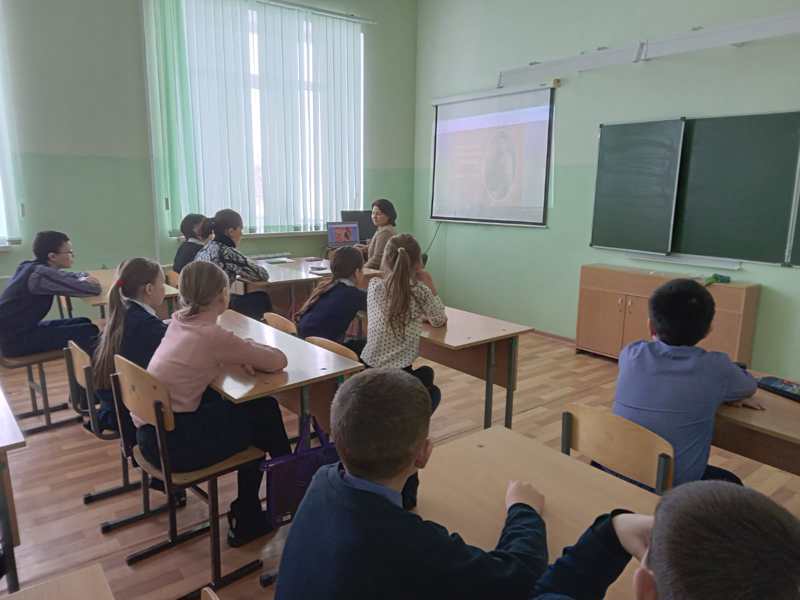 Классный час «В.И. Чапаев - великий сын чувашского народа»