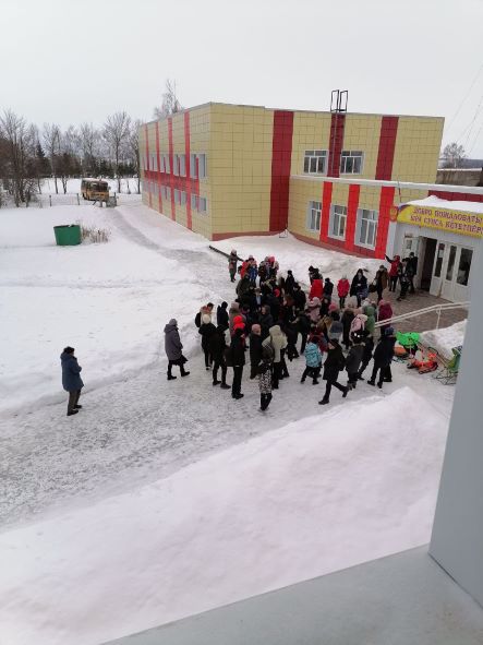 В школе прошла объектовая тренировка