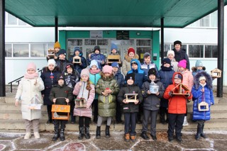 Юные гимназисты приняли активное участие во Всероссийской акции «Синичкин день»
