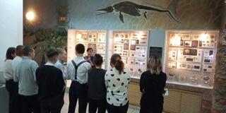 Ученики 9А класса посетили музей города