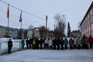 26 декабря 2022 в церемонии поднятия государственных флагов Российской Федерации и Чувашской Республики участвовали 7а и 7б классы