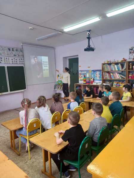 Беседа "Выдающиеся люди Чувашии. В. И. Чапаев" в старшей группе "Солнышко" и разновозрастной группе "Непоседы"