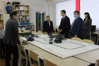 Урмарский район с рабочим визитом посетил министр образования и молодежной политики Чувашии Д. Захаров