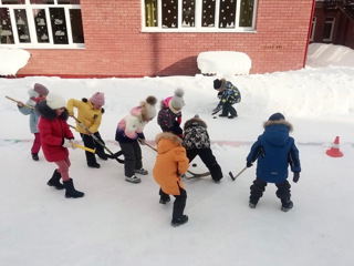 Трус не играет в хоккей…….