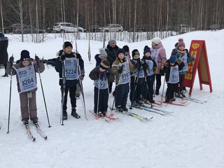 За здоровье берись, встань на лыжи не ленись!