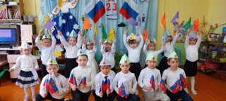 В дошкольной группе " Колосок"   прошел утренник посвященный Дню Защитника Отечества
