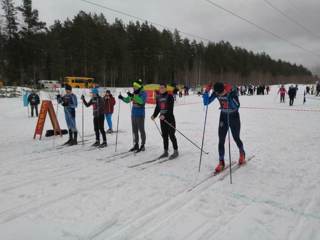 Команда Шумерлинской школы-интерната приняла участие во Всероссийсой массовой лыжной гонке «Лыжня России - 2022»