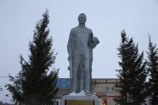 В честь 23 февраля прошло торжественное возложение венка