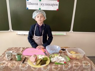 Занятие в школе кулинаров