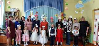 В дошкольной группе " Колосок" прошел праздник посвященный Международному женскому дню