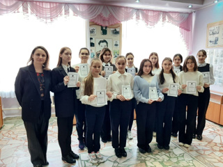 В рамках недели истории 3 марта 2023 года в школьном музее прошел конкурс чтецов «История России в поэзии»