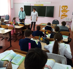 В школе прошла встреча младших школьников с врачами Александровой М.А. и Кудряшовой С.А.