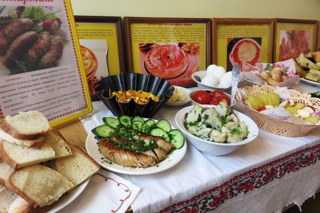 Выставка блюд чувашской национальной кухни в музее детского сада