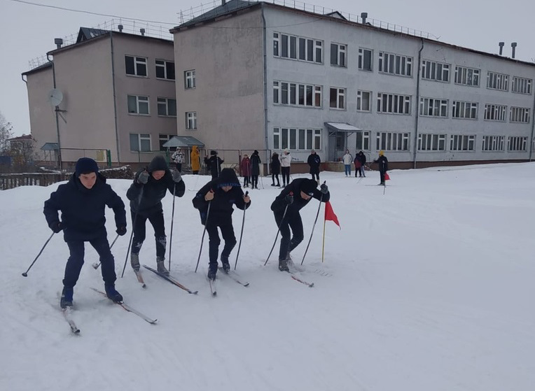 Порецкие школьники сдали норматив ГТО по лыжным гонкам