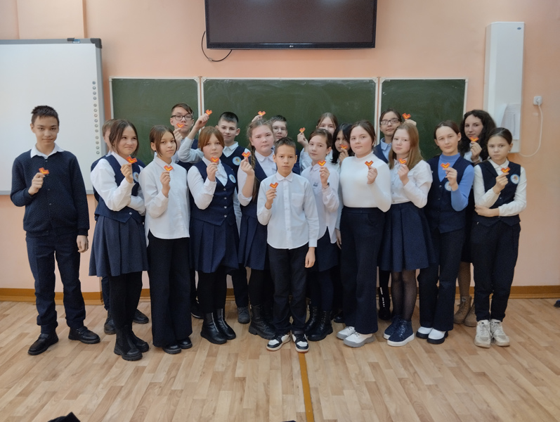 Ученики 6 «Б» класса  приняли участие во Всероссийской акции «Талисман добра».