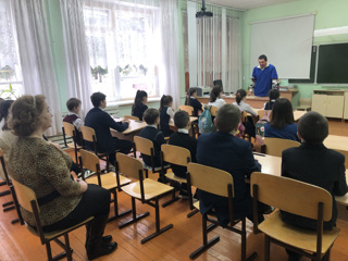 Встреча обучающихся школы с медицинским работником