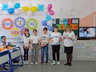 Мир VEX IQ