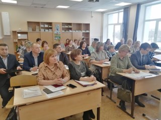 В Вурнарской школе №2 состоялось совещание руководителей образовательных организаций
