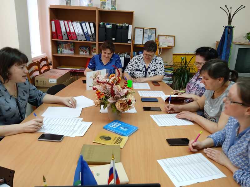 Семинар для педагогов «Я маленький огонек в ночи моей Родины», посвященный просветителю, создателю современной чувашской письменности И.Я. Яковлеву