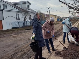 Субботник в школе