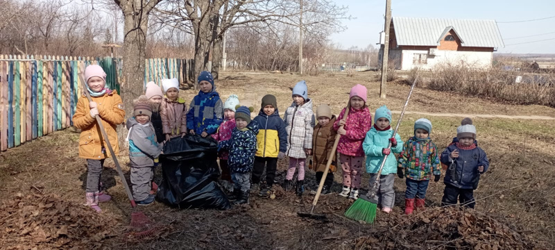 Экологический субботник с воспитанниками