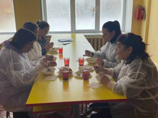 В ﻿МБОУ «Средняя общеобразовательная школа №1" г. Канаш состоялся завтрак с директором.