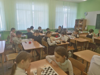 Турнир по шашкам среди учащихся 2-3 классов