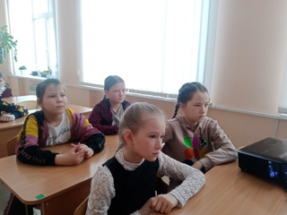 15 марта, участвуя в акции «Всероссийская детская кинопремьера»