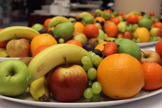 Правила покупки фруктов. Как правильно выбирать и мыть овощи и фрукты