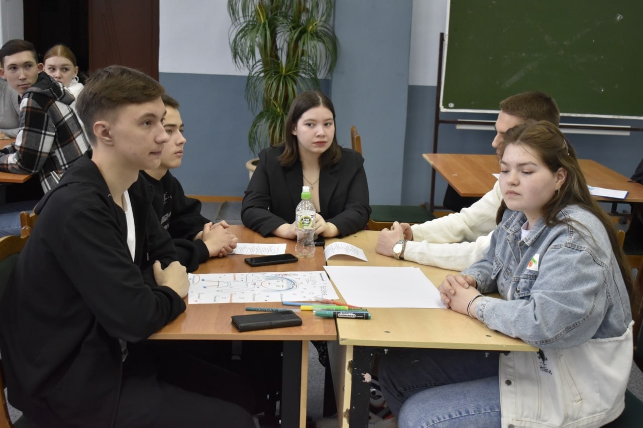 Наставничество в школе. ЧТСГХ. Директор школы. Портрет наставника.