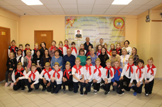 Открытие военно-патриотического клуба имени Александра Никонова в Вурнарской школе № 2