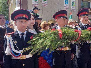 ﻿Кадеты МБОУ «Комсомольская СОШ №2» приняли участие в торжественном митинге