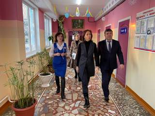 Министр труда и социальной защиты Чувашской Республики А. Г. Елизарова с рабочим визитом посетила школу