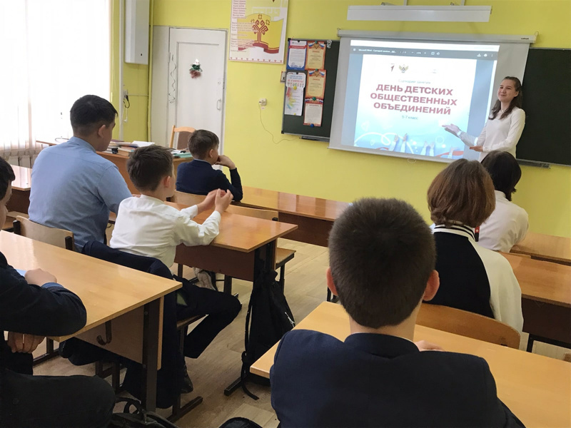 15 мая на занятие «Разговоры о важном» в 7 «а» класс была приглашена ученица 11 класса Валерия Фадеева