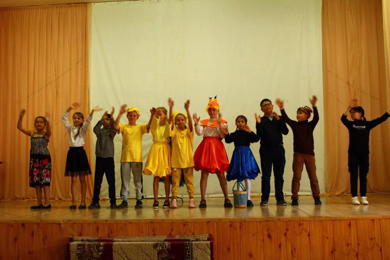 Районный фестиваль школьных театров «Асам»