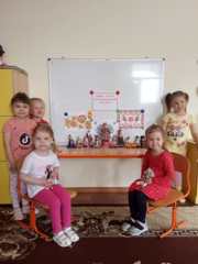 Мини - музей «Куклы народов России»  в группе «Вишенка»