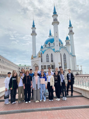31 мая юные туристы 7б класса школы совершили увлекательную поездку в город Казань