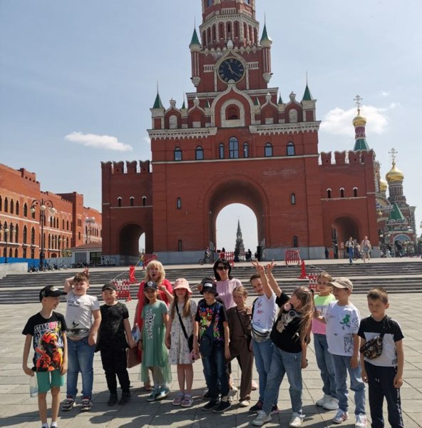 27 мая ученики 2 Г класса школы №7 побывали в городе Йошкар - Ола.